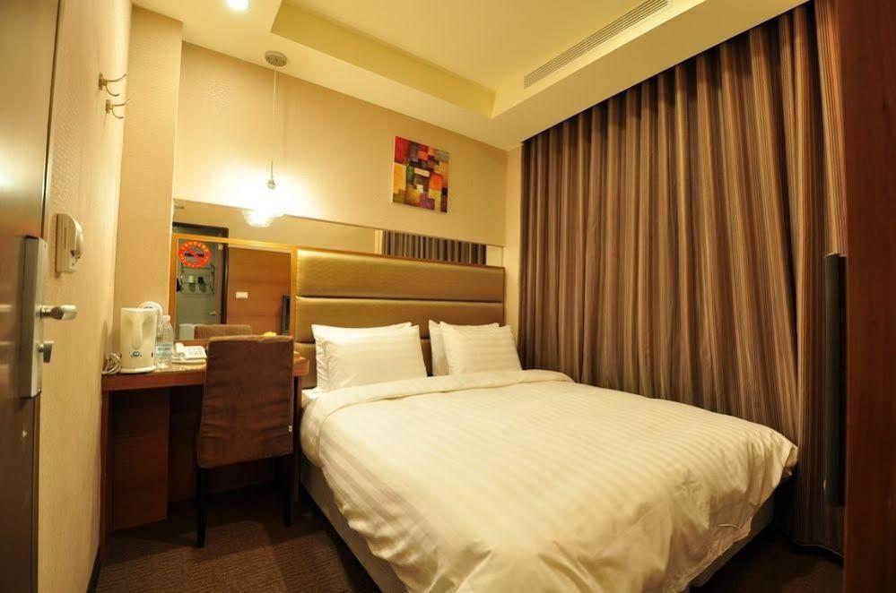 In99 Hotel Jincheng Εξωτερικό φωτογραφία